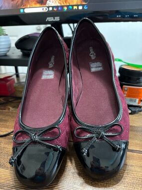 East 5th Burgundy and Black Bow Ballet Flats